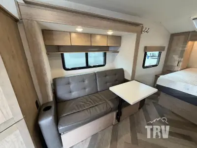 2022 Ember Overland Series 201FBQ photo 7