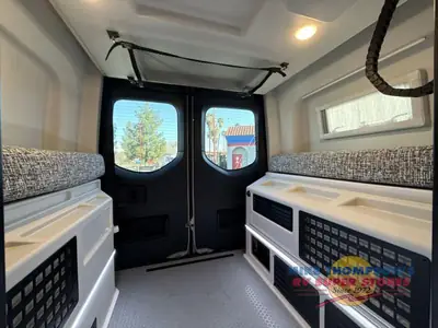 2026 Tiffin Motorhomes GH1 photo 30