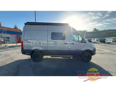 2026 Tiffin Motorhomes GH1 photo 9