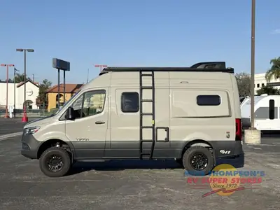 2026 Tiffin Motorhomes GH1 photo 12