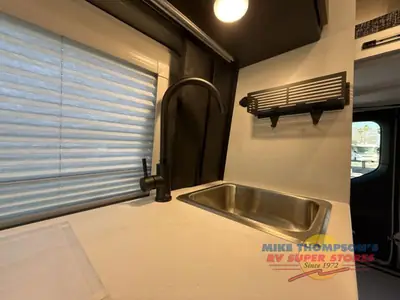 2026 Tiffin Motorhomes GH1 photo 24