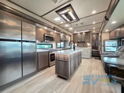 2022 Grand Design Solitude 345GK photo 10