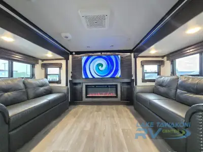 2022 Redwood Redwood 3951MB photo 7