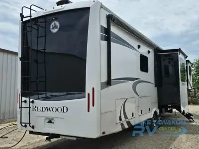 2022 Redwood Redwood 3951MB photo 4