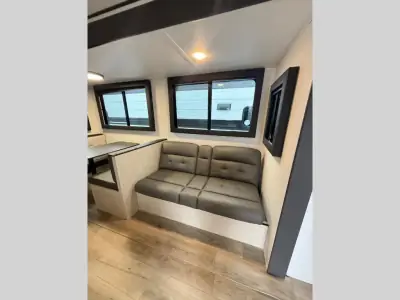 2026 Shasta Rvs i-5 Edition 530BQB photo 11