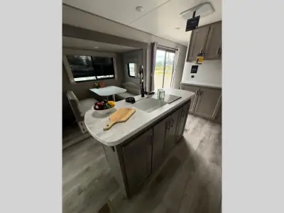 2025 Coachmen Catalina Destination Series 39MKTS photo 19