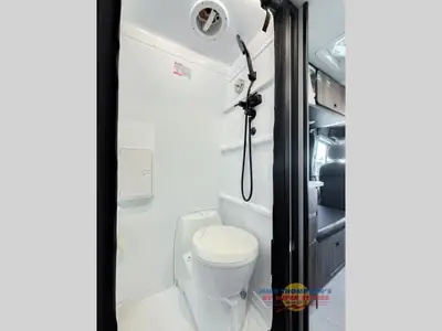 2026 Tiffin Motorhomes GH2 photo 23