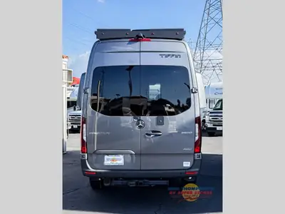 2026 Tiffin Motorhomes GH2 photo 6