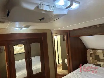 2011 Prime Time Crusader 290RLT photo 25