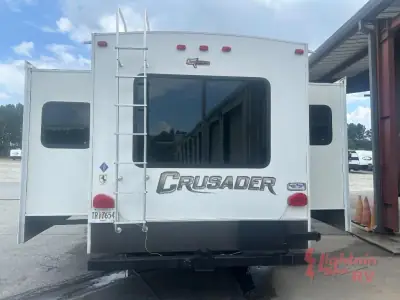 2011 Prime Time Crusader 290RLT photo 5