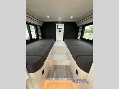2026 Pleasure-Way Plateau XLTW Twin Bed photo 34