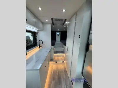 2026 Pleasure-Way Plateau XLTW Twin Bed photo 9