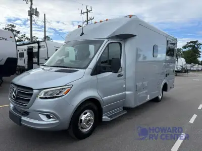 2026 Pleasure-Way Plateau XLTW Twin Bed photo 3