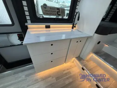2026 Pleasure-Way Plateau XLTW Twin Bed photo 27