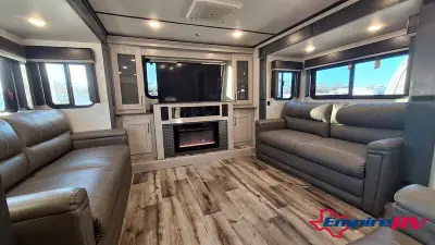 2021 Keystone Montana High Country 377FL photo 6