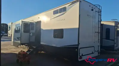 2021 Keystone Montana High Country 377FL photo 3