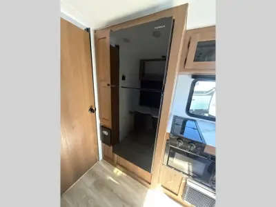 2026 Coachmen Apex Nano 181RB photo 18