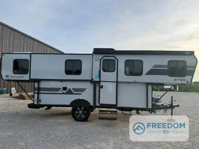 2027 Trailmanor 2720 Series 2720QB photo 3