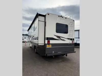 2021 Fleetwood Flair SUP photo 6