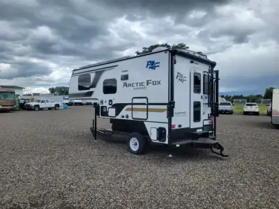 2027 Northwood Mfg ARCTIC FOX 990 photo 5