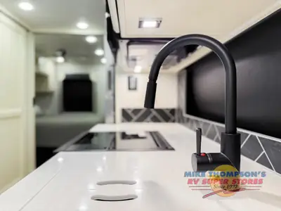 2026 Tiffin Motorhomes Open Road Allegro photo 22