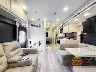 2026 Tiffin Motorhomes Open Road Allegro photo 15