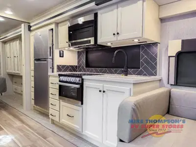 2026 Tiffin Motorhomes Open Road Allegro photo 21