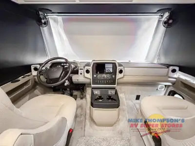 2026 Tiffin Motorhomes Open Road Allegro photo 9