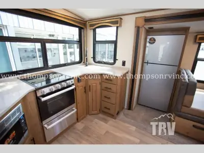 2027 Outdoors Timber Ridge Titanium Series 26KVS photo 3