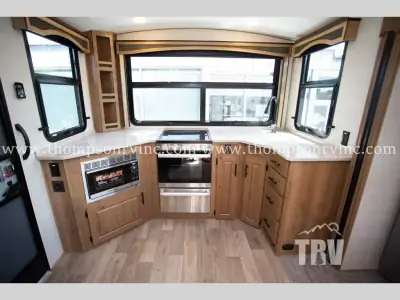 2027 Outdoors Timber Ridge Titanium Series 26KVS photo 10
