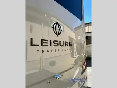 2026 Leisure Travel Unity U24RL photo 9