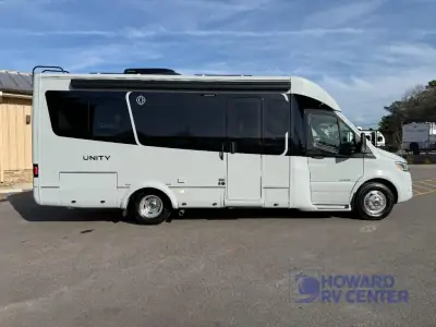 2026 Leisure Travel Unity U24RL photo 11