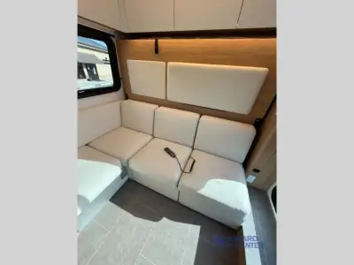 2026 Leisure Travel Unity U24RL photo 36