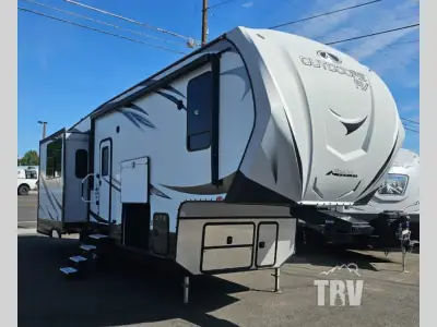 2018 Outdoors Glacier Peak Mountain Series F30RKS