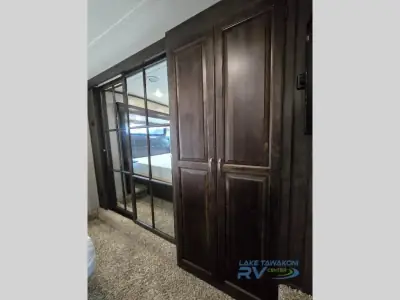 2019 Coachmen Brookstone 310RL photo 24