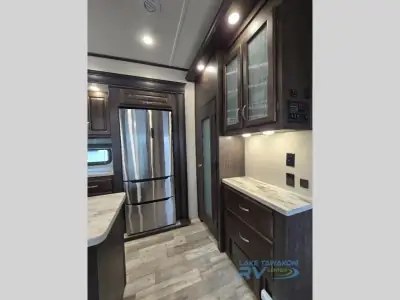 2019 Coachmen Brookstone 310RL photo 15