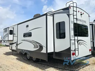 2019 Coachmen Brookstone 310RL photo 5