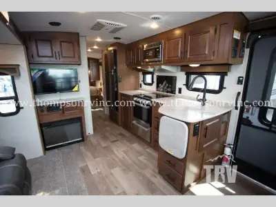 2026 Outdoors Timber Ridge Titanium Series 25RDS photo 17