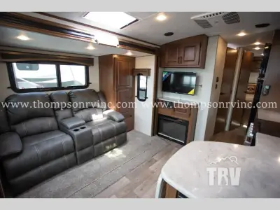 2026 Outdoors Timber Ridge Titanium Series 25RDS photo 13