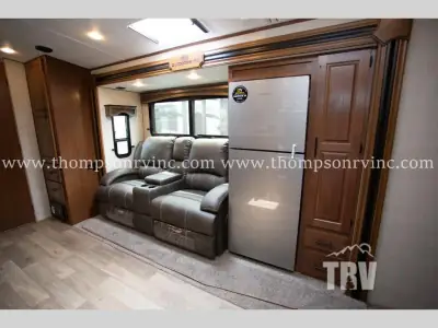 2026 Outdoors Timber Ridge Titanium Series 25SBS photo 11