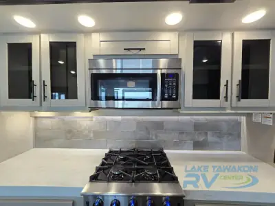 2021 Redwood Redwood 4150RD photo 43