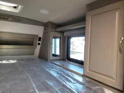 2027 Northwood Mfg ARCTIC FOX 990 photo 6
