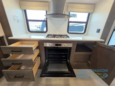 2022 Palomino Columbus C-Series 388FKC photo 40