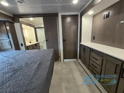 2022 Palomino Columbus C-Series 388FKC photo 30