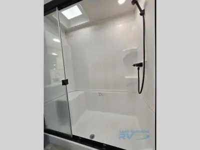 2022 Palomino Columbus C-Series 388FKC photo 21