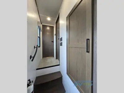 2022 Palomino Columbus C-Series 388FKC photo 17