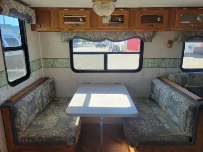 2004 Northwood Mfg ARCTIC FOX 27-5L photo 18