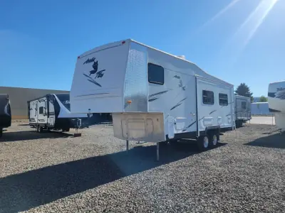 2004 Northwood Mfg ARCTIC FOX 27-5L photo 8