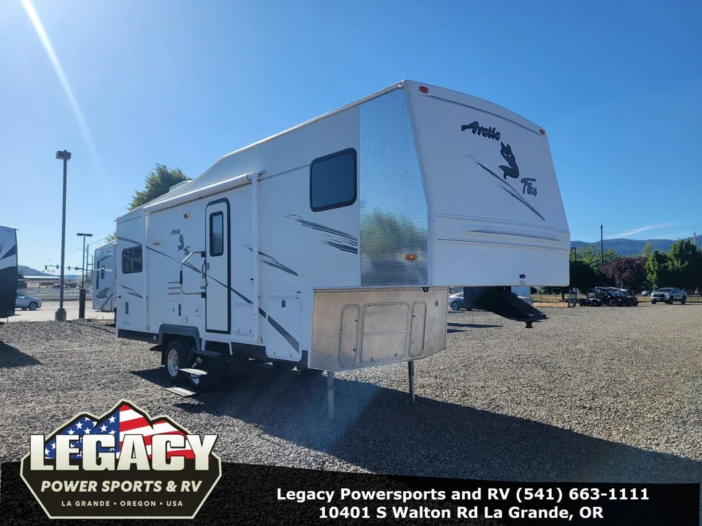 2004 Northwood Mfg ARCTIC FOX 27-5L exterior