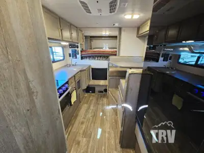 2026 Northwood Mfg Wolf Creek 910 photo 4